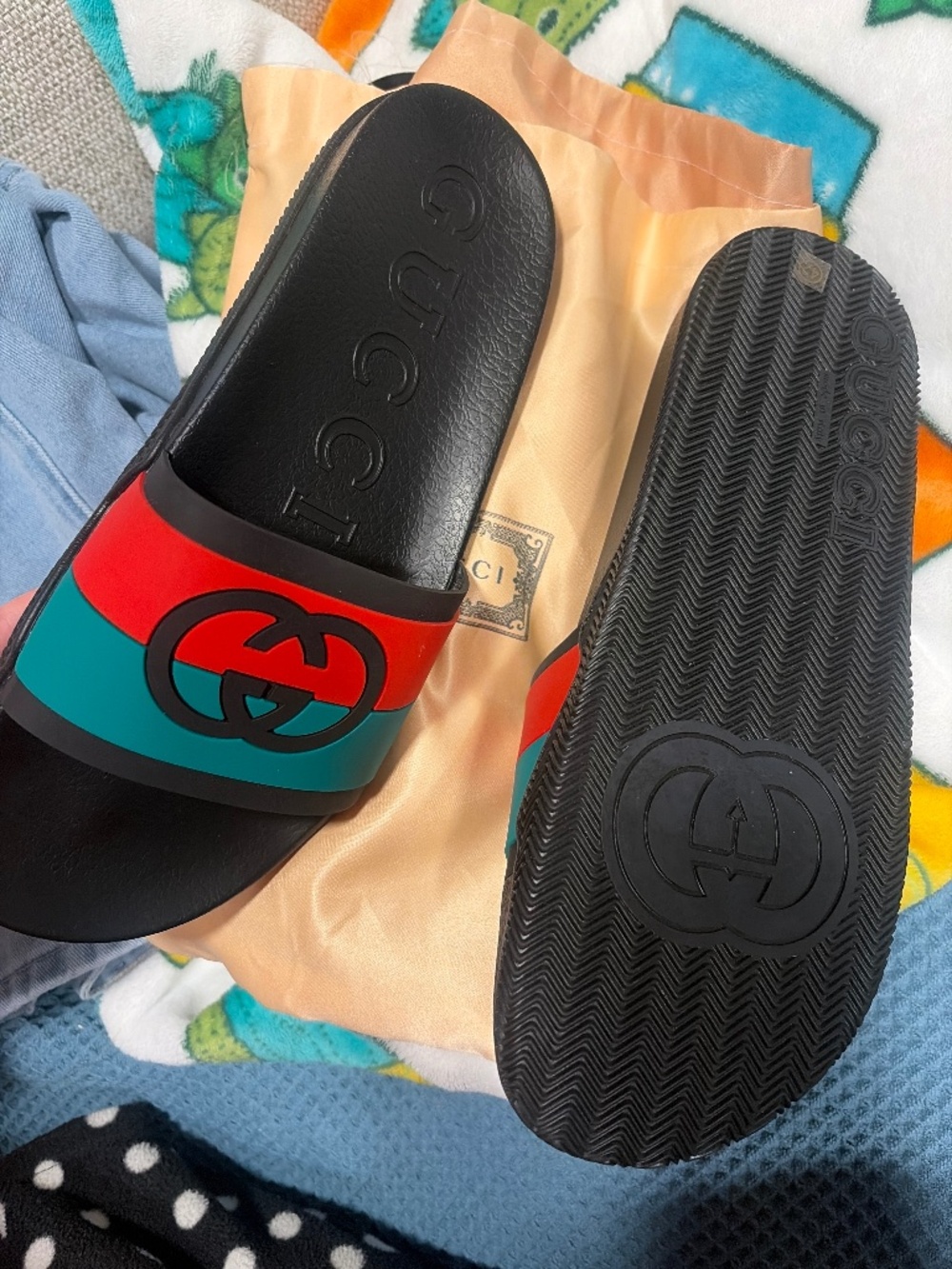 Gucci flip flops size 42